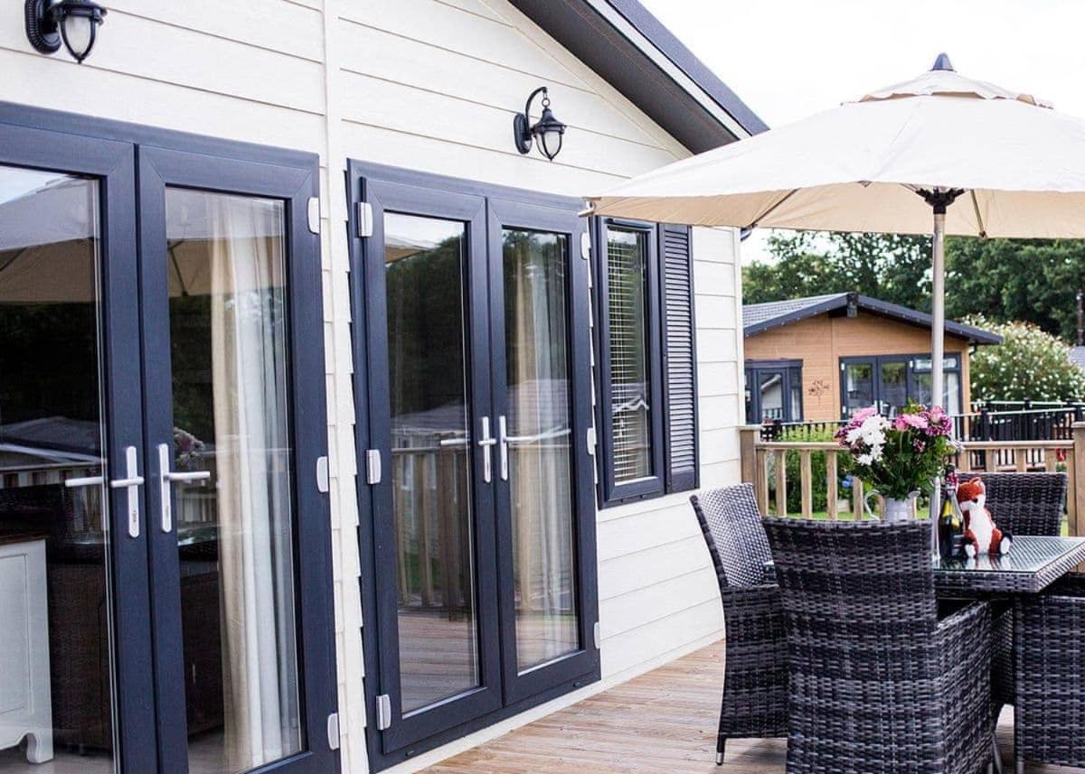 Alder Country Park Hotel นอร์ทวัลชัม ภายนอก รูปภาพ