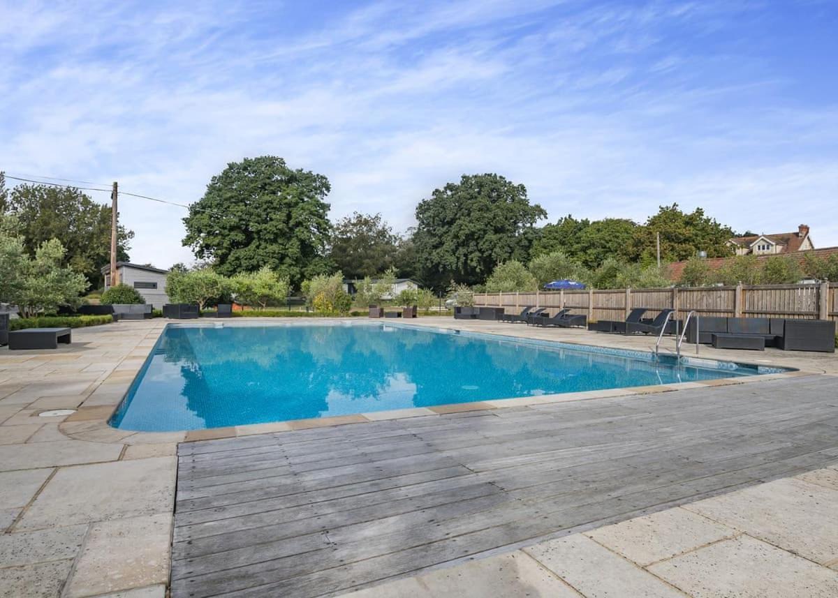 Alder Country Park Hotel นอร์ทวัลชัม ภายนอก รูปภาพ