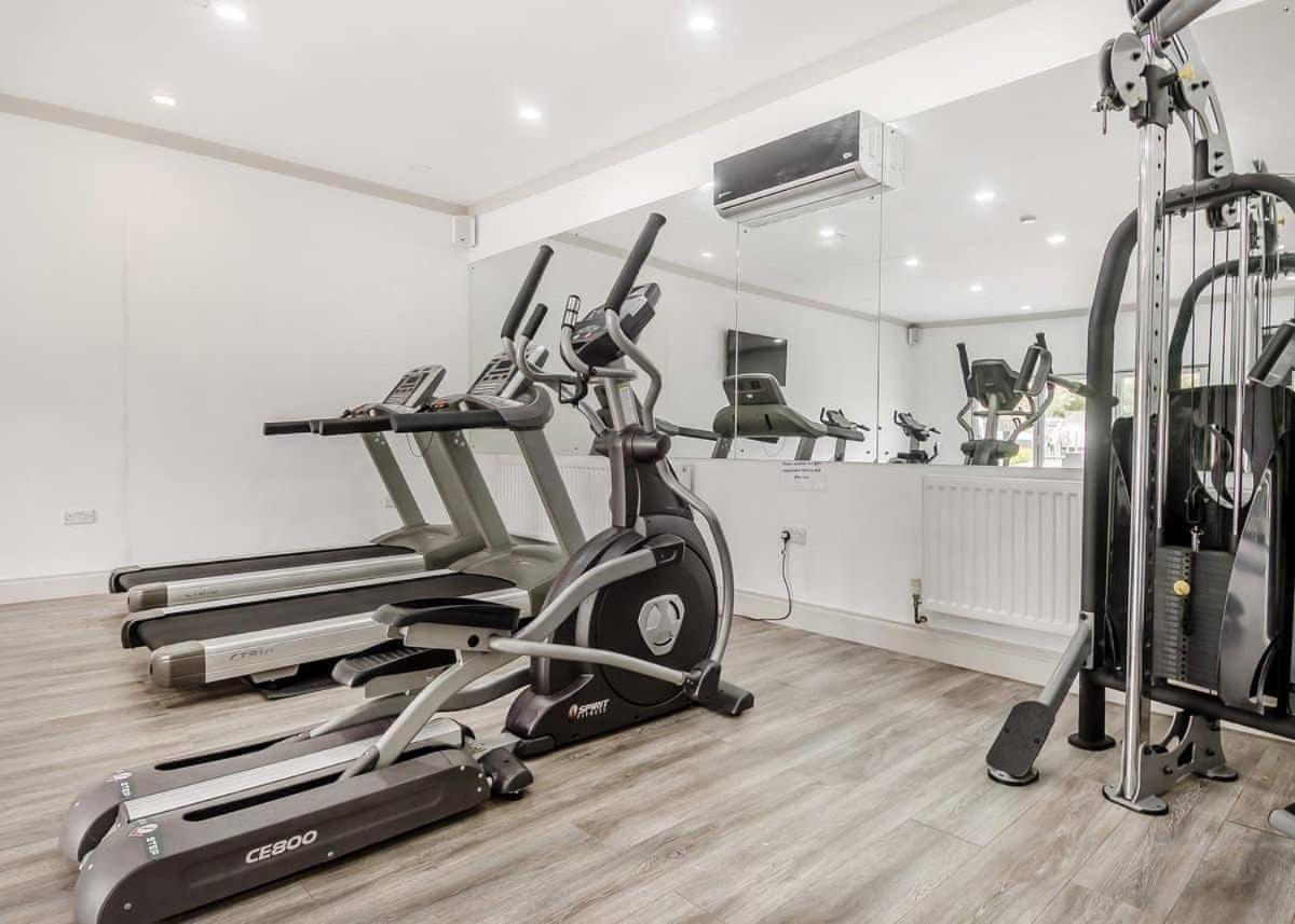 Alder Country Park Hotel นอร์ทวัลชัม ภายนอก รูปภาพ